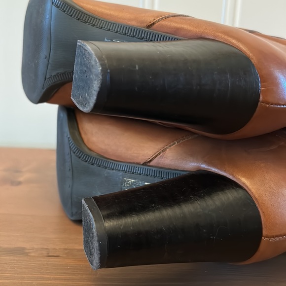 Aldo leather boots -  beautiful cognac brown size  7.5  US. Euro 38 - Picture 4 of 9